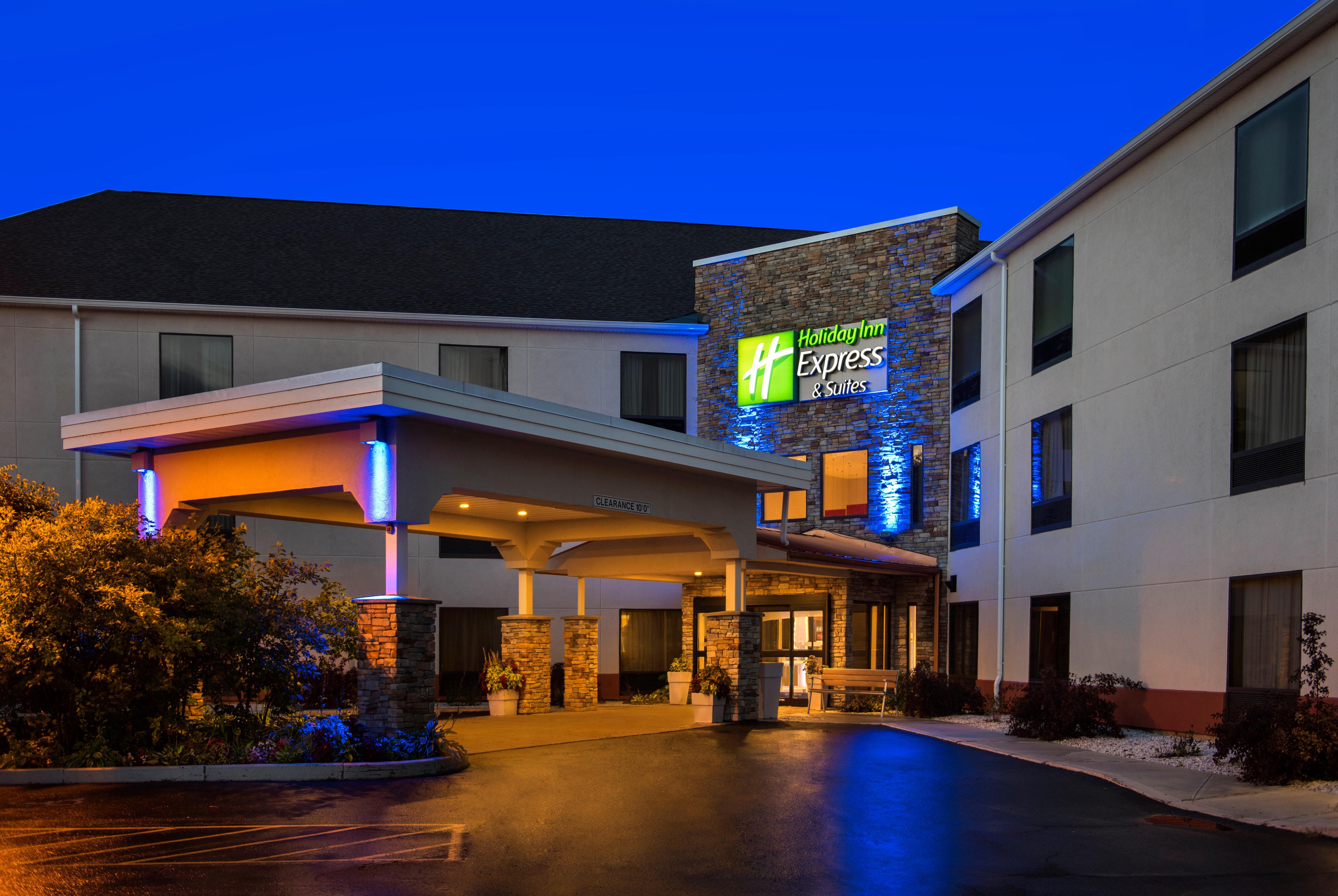 Holiday Inn Express Great Barrington By Ihg Exterior foto